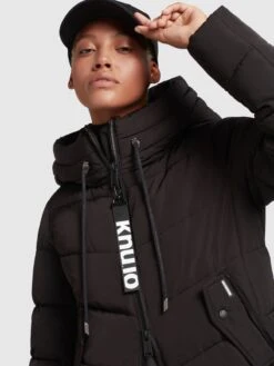 Khujo Wintermantels Wintermantel Ayleena Dames Zwart -Kledinglijn Winkel 072763d35f172bb6977da25ae6d944b3