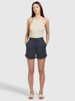 Khujo Shorts Loosefit Bandplooibroek Elida Dames Donkerblauw 13 Khujo Shorts Loosefit Bandplooibroek Elida Dames Donkerblauw -Kledinglijn Winkel 1b2a19aa5add3a79099374f81e49f251