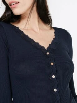 Rosemunde Vesten Gebreid Vest Silk Dames Navy -Kledinglijn Winkel 2f90c8af3ba361717b57b4c35e251e24