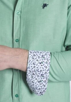 Casual Overhemden Regular Fit Overhemd FYODOR Heren Groen -Kledinglijn Winkel 33f1b2623e102201599e96ba9cec5418
