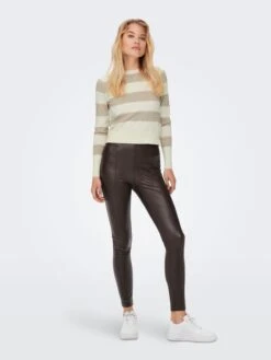 ONLY Fijngebreide Truien Trui Ibi Dames Wit 8 ONLY Fijngebreide Truien Trui Ibi Dames Wit -Kledinglijn Winkel 5d3d13c61da2055041797f8774ef4333