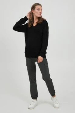 OXMO Basic Truien Trui Lavea Dames Zwart -Kledinglijn Winkel 67c7cc4f36b5b3b84840ad5f9932e86b