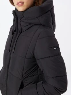 Khujo Wintermantels Wintermantel Deria Dames Zwart -Kledinglijn Winkel 683e1e9c52df89640838841db5b8e323