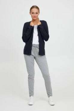 OXMO Vesten Gebreid Vest Helga Dames Marine -Kledinglijn Winkel 758994bd08aec9bde53c033c256cb87d