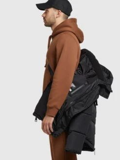 Khujo Winterjassen Winterjas Jedi Heren Zwart -Kledinglijn Winkel 8a95b39ee26ca68bea4bbfa7972c86ce