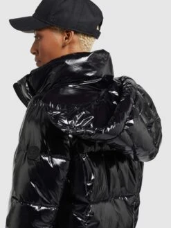 Khujo Wintermantels Wintermantel Tonka Dames Zwart 15 Khujo Wintermantels Wintermantel Tonka Dames Zwart -Kledinglijn Winkel 97e988db3c124ef944793bde6e70e7d4