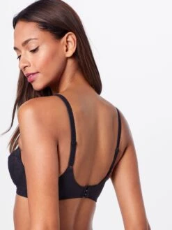 Triumph Bhs Zonder Beugel T-shirt Bh BH Amourette 300 N X Dames Zwart -Kledinglijn Winkel a6f06ab9de6d65e5b351900b1a080375