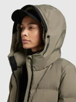 Khujo Winterjassen Winterjas Tanare Dames Olijfgroen -Kledinglijn Winkel b87c103a3d7159e9ba8f8bb632169ff7