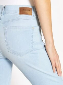 Angels Jeans Slimfit Jeans Cici Crop Slit Dames Lichtblauw -Kledinglijn Winkel bd870e95ca1a4ad157c247563b73a8e7
